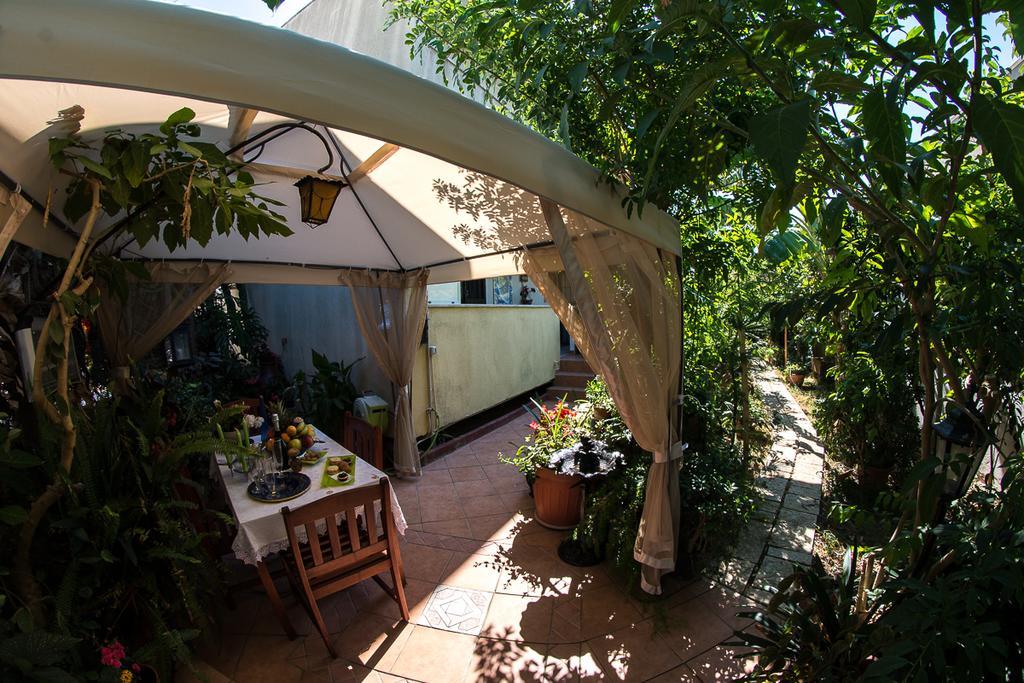B&B Mare E Sole Brindisi Exterior photo